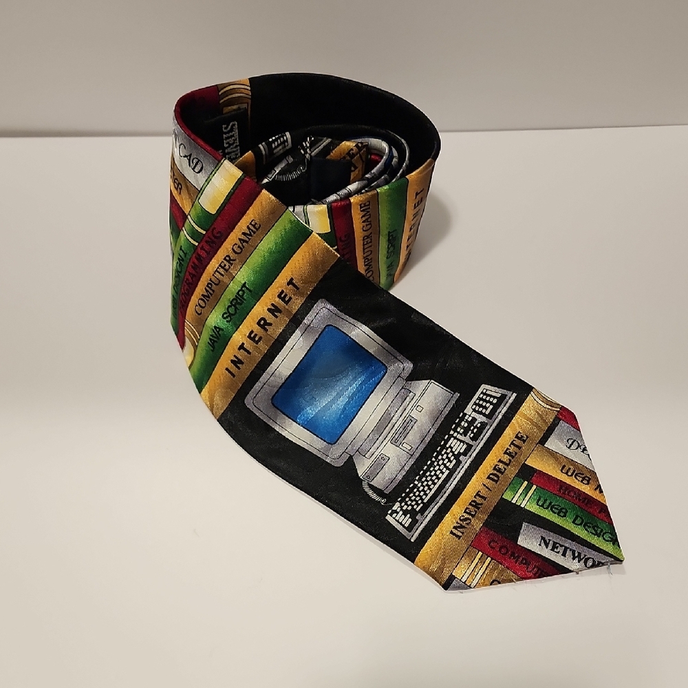 Steven Harris  Vintage Hand Made  Computer  Tie